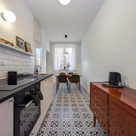 Apartment Hallera 57 Urban By Bookinghost Breslau