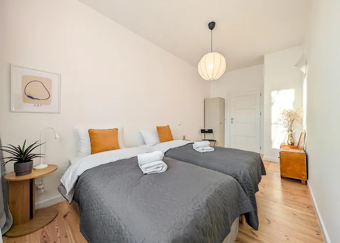 Hallera 57 Urban By Bookinghost Apartment