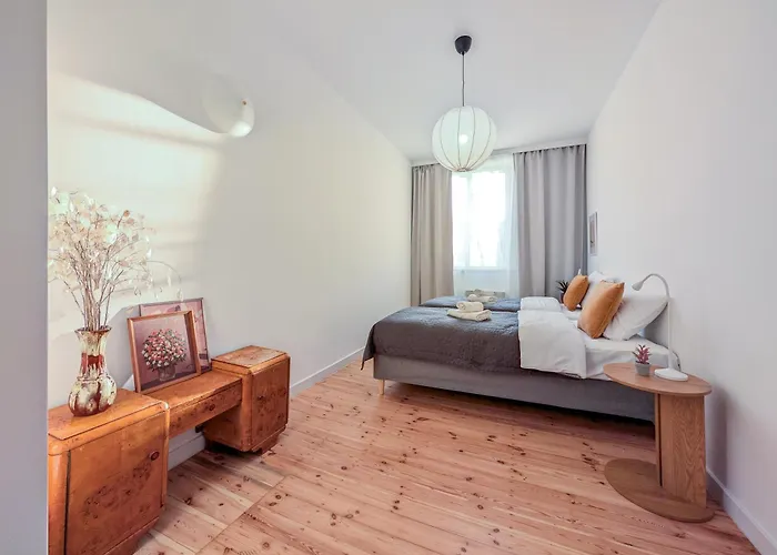 Hallera 57 Urban By Bookinghost Breslau