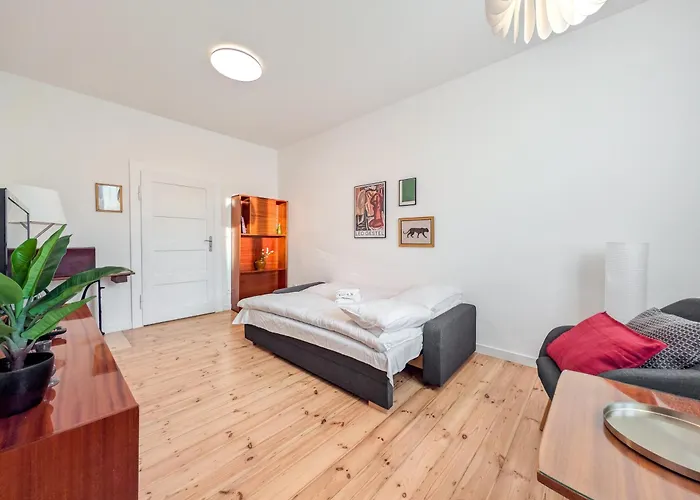 Hallera 57 Urban By Bookinghost