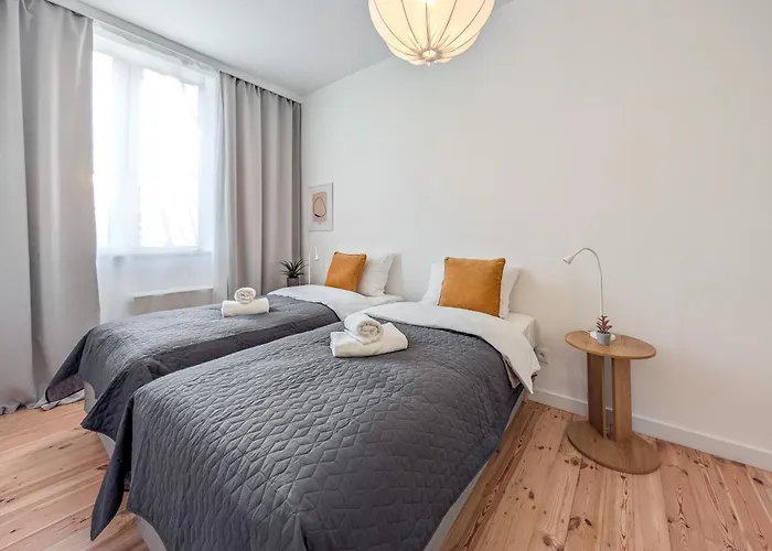 Hallera 57 Urban By Bookinghost